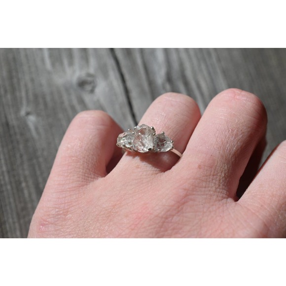 alternative raw diamond engagement ring raw crystal size 4 5 6 7 8 8 9 1… - Picture 3 of 4
